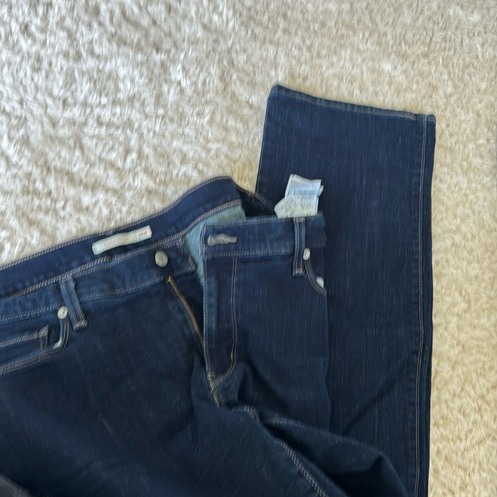 Levi’s, classic bootcut, 18w